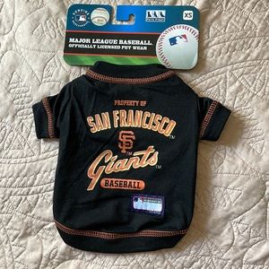 A dog spirit jersey for the giants